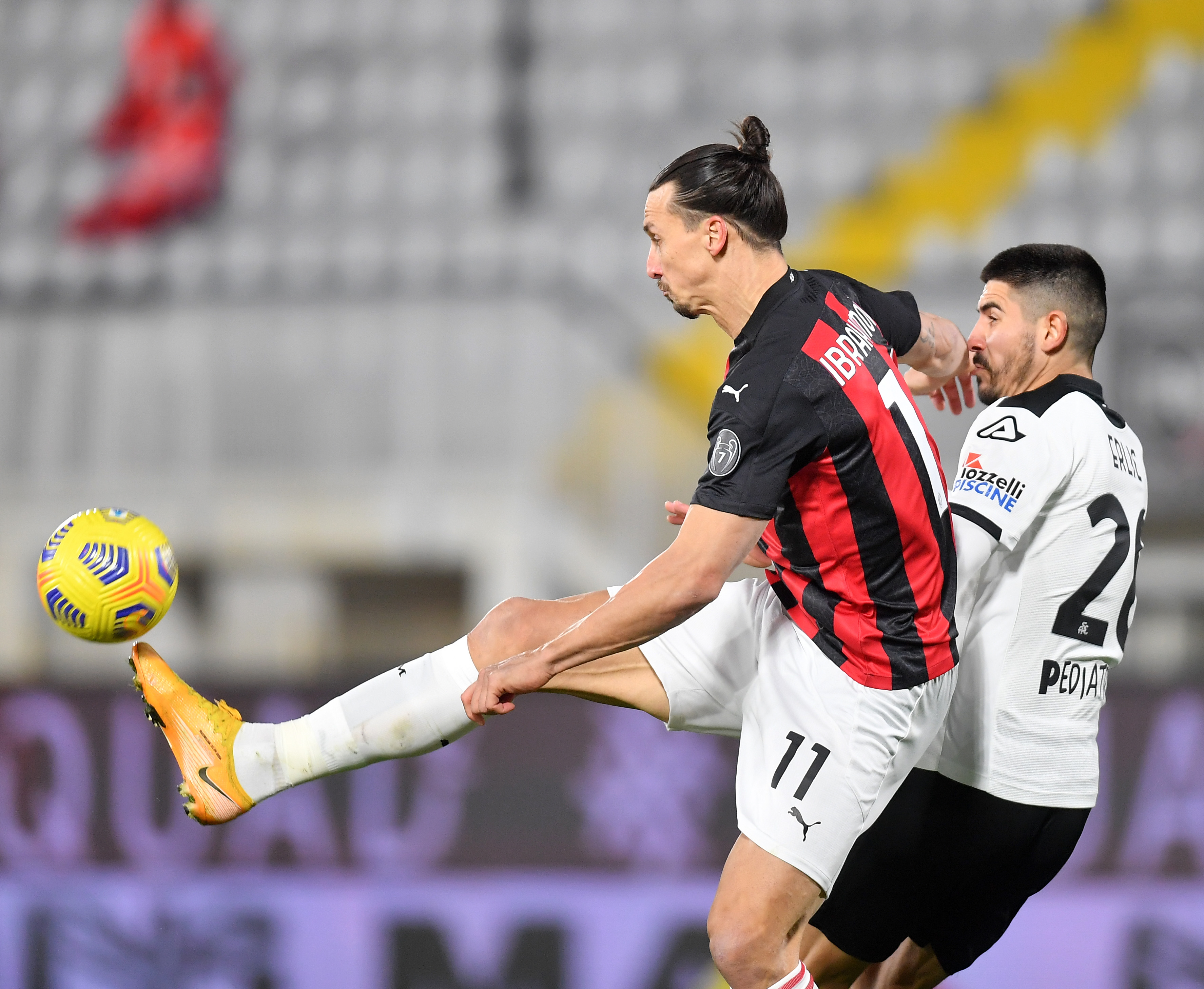 爱游戏入口-关于AC米兰大将伊布拉希莫维奇再度复出：助球队赢得胜利的信息