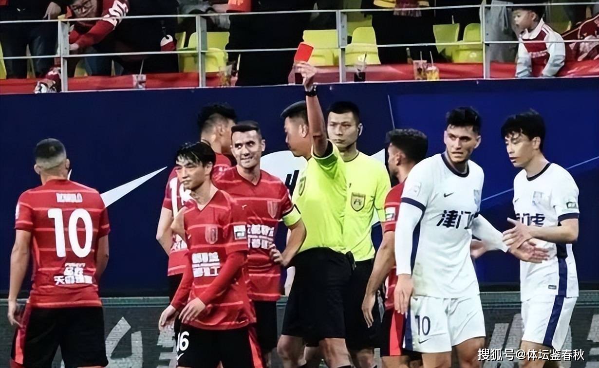 爱游戏APP-中超球队签下重要新援，引发外界热议